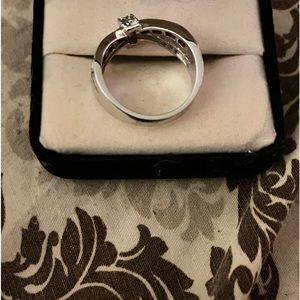 I’m selling 2 costume jewelry silver rings with colored stones. Size 8.